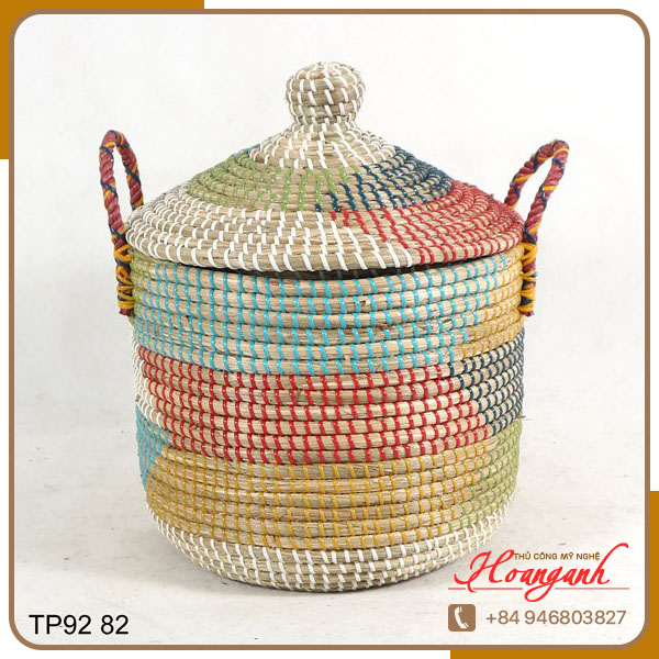 Sedge basket with cover